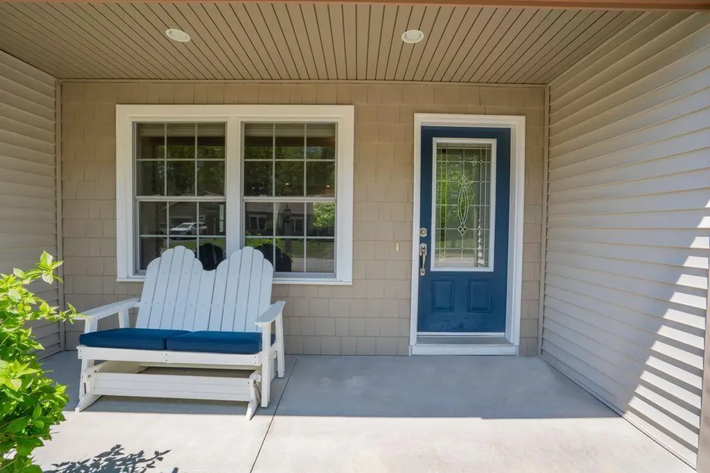 6 Berry Lane Biddeford ME 04005