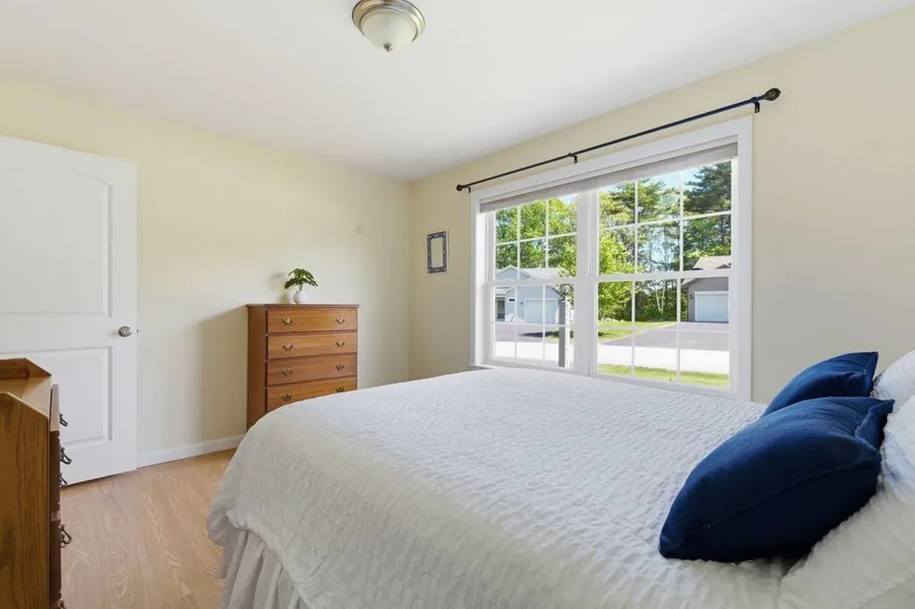 6 Berry Lane Biddeford ME 04005