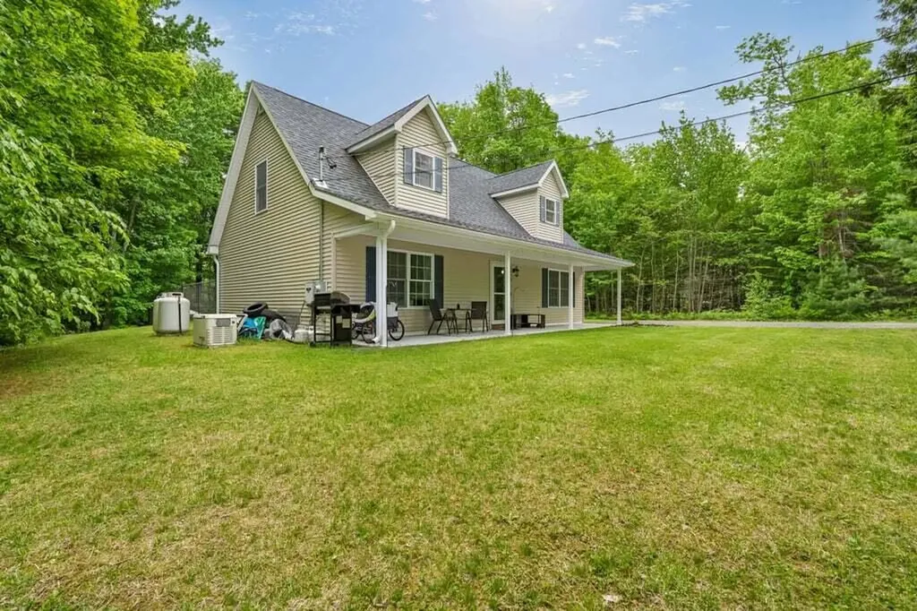 25 Ryder Drive Sidney ME 04330