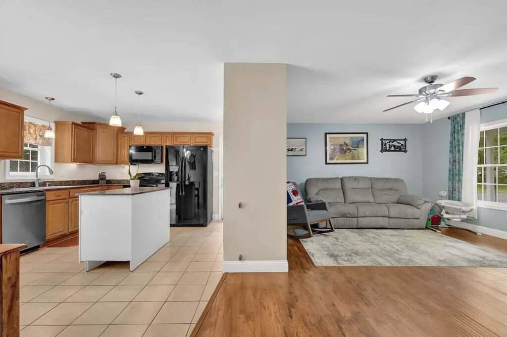 25 Ryder Drive Sidney ME 04330