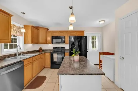 25 Ryder Drive Sidney ME 04330