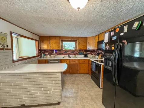 16 Hyde Road Jay ME 04239