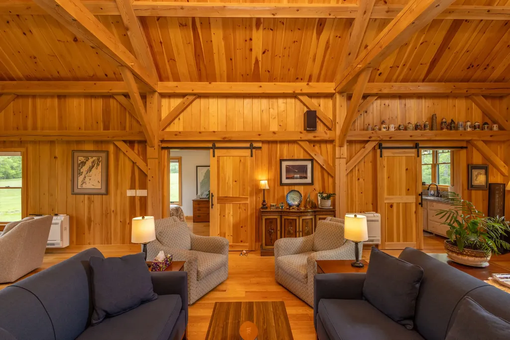 8 Simon Road Waldoboro ME 04572