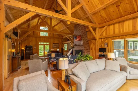 8 Simon Road Waldoboro ME 04572
