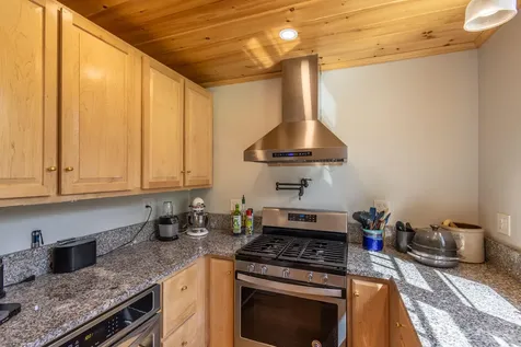 8 Simon Road Waldoboro ME 04572
