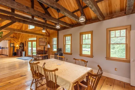 8 Simon Road Waldoboro ME 04572