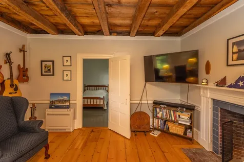 8 Simon Road Waldoboro ME 04572