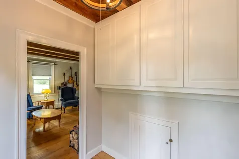 8 Simon Road Waldoboro ME 04572