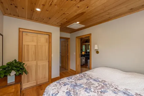 8 Simon Road Waldoboro ME 04572