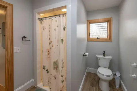 8 Simon Road Waldoboro ME 04572