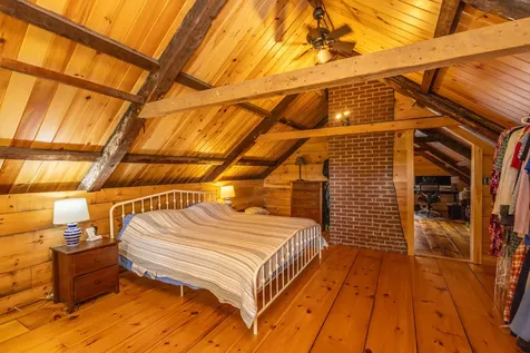 8 Simon Road Waldoboro ME 04572