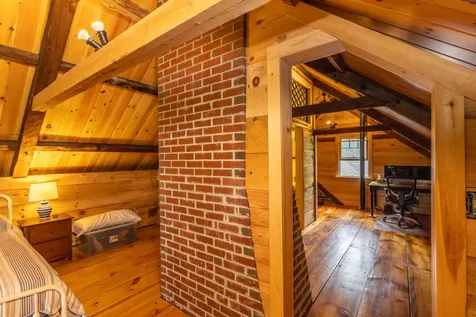 8 Simon Road Waldoboro ME 04572