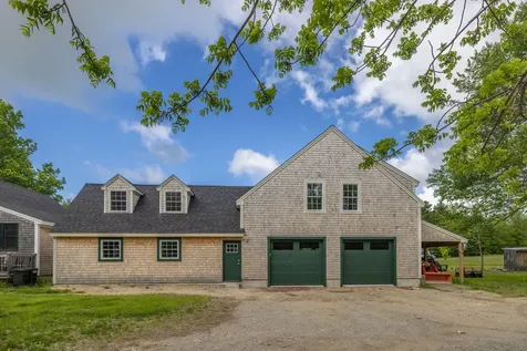 8 Simon Road Waldoboro ME 04572