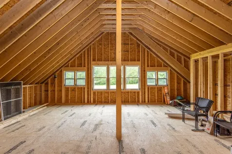 8 Simon Road Waldoboro ME 04572