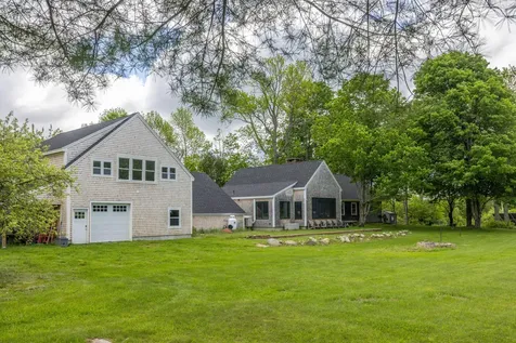 8 Simon Road Waldoboro ME 04572