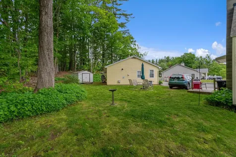 664 Maine Avenue Farmingdale ME 04344