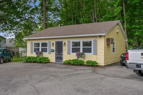 664 Maine Avenue Farmingdale ME 04344