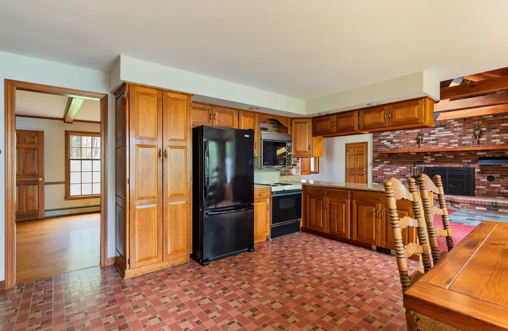 213 Fiddlers Reach Road Phippsburg ME 04562