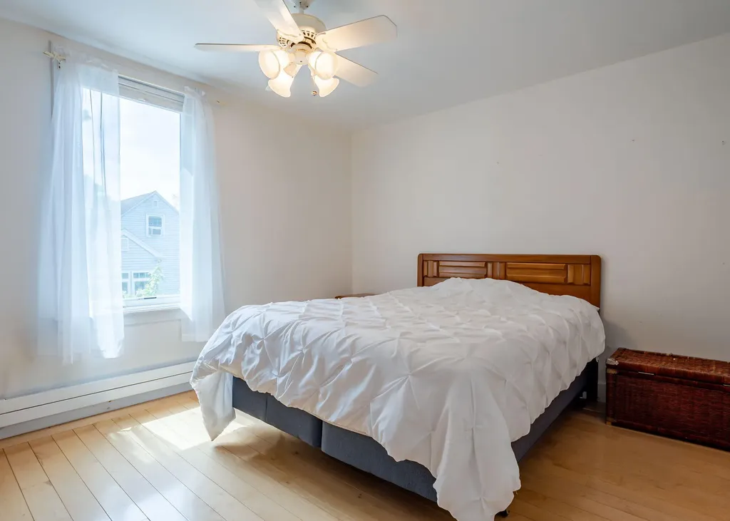 32 Clemons Street South Portland ME 04106