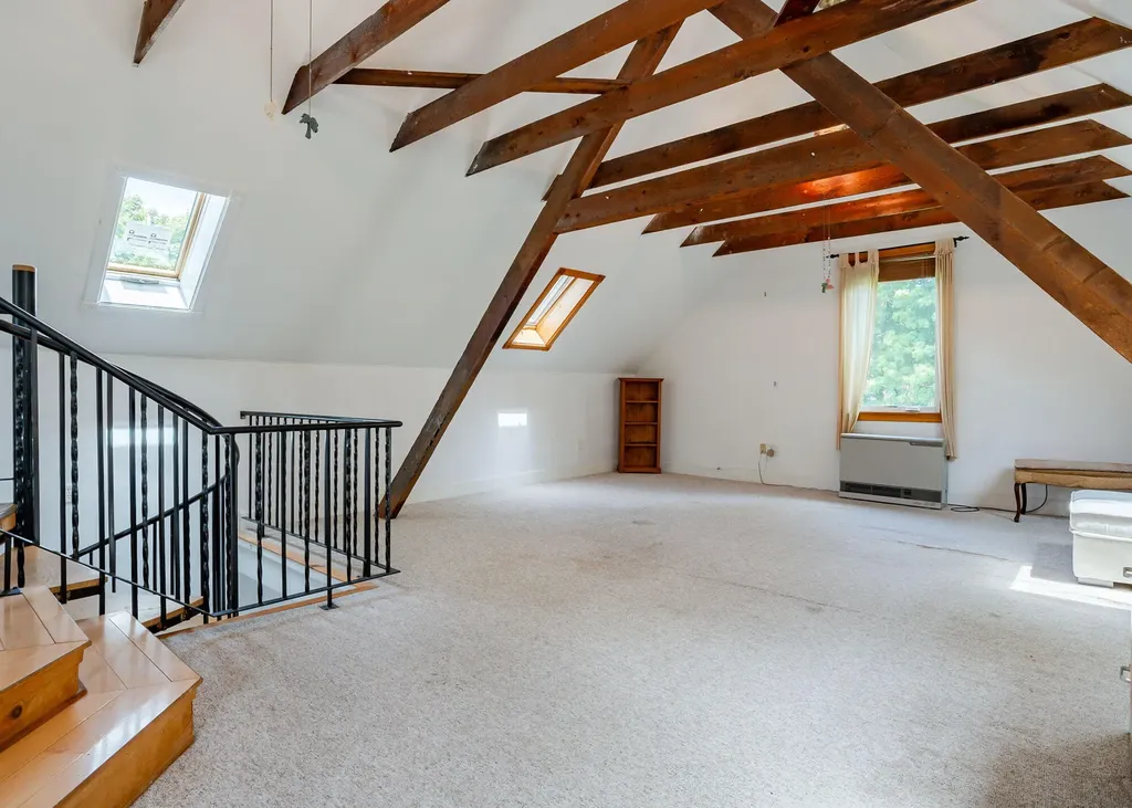 32 Clemons Street South Portland ME 04106