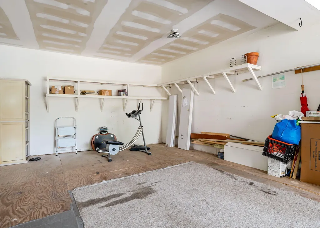 32 Clemons Street South Portland ME 04106