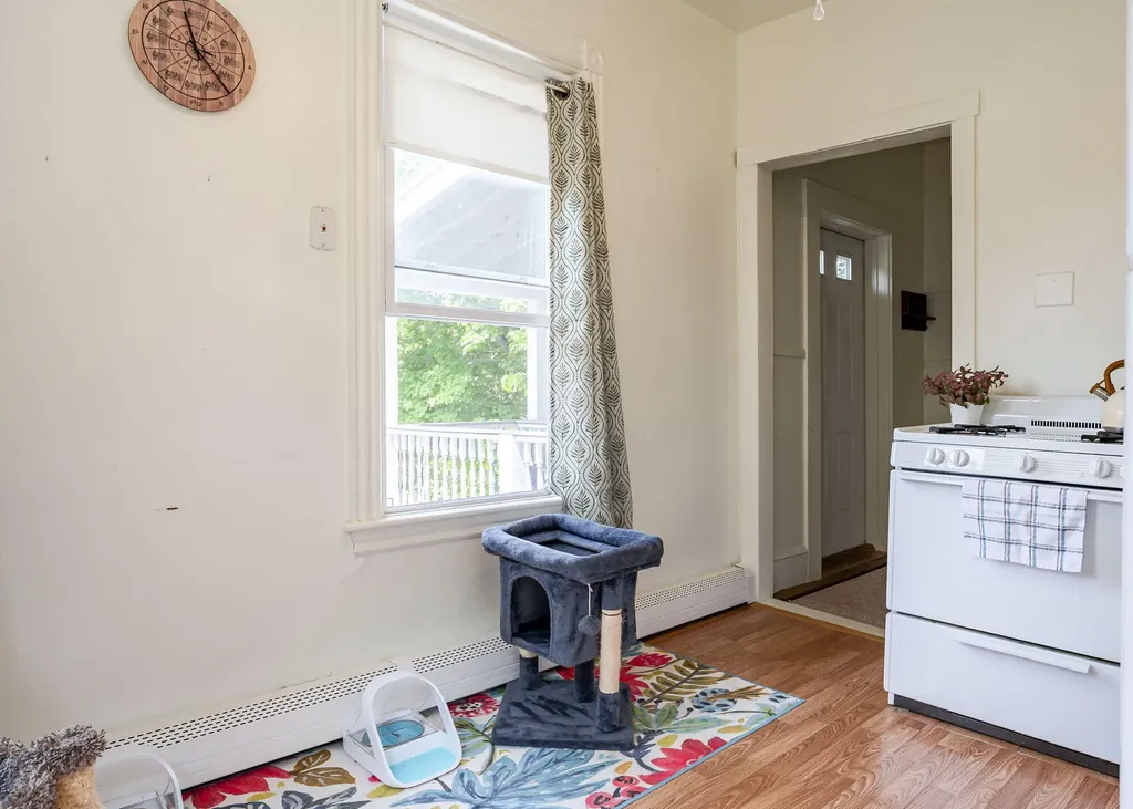 32 Clemons Street South Portland ME 04106