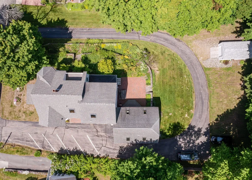 32 Clemons Street South Portland ME 04106