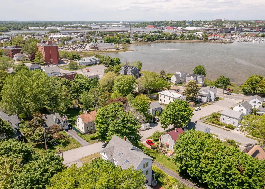 32 Clemons Street South Portland ME 04106