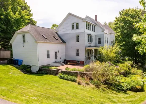 32 Clemons Street South Portland ME 04106