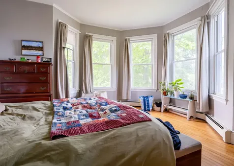 32 Clemons Street South Portland ME 04106
