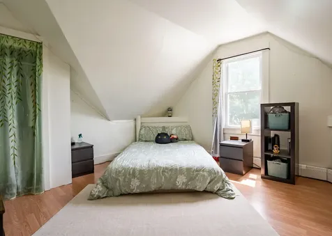 32 Clemons Street South Portland ME 04106