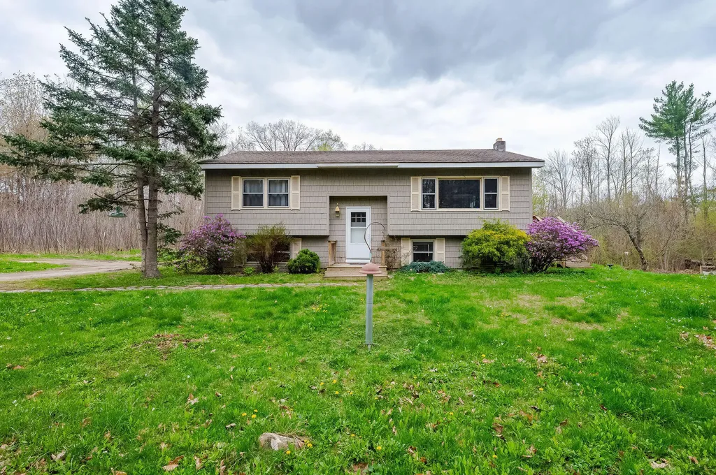 29 Richardson Road Limington ME 04049