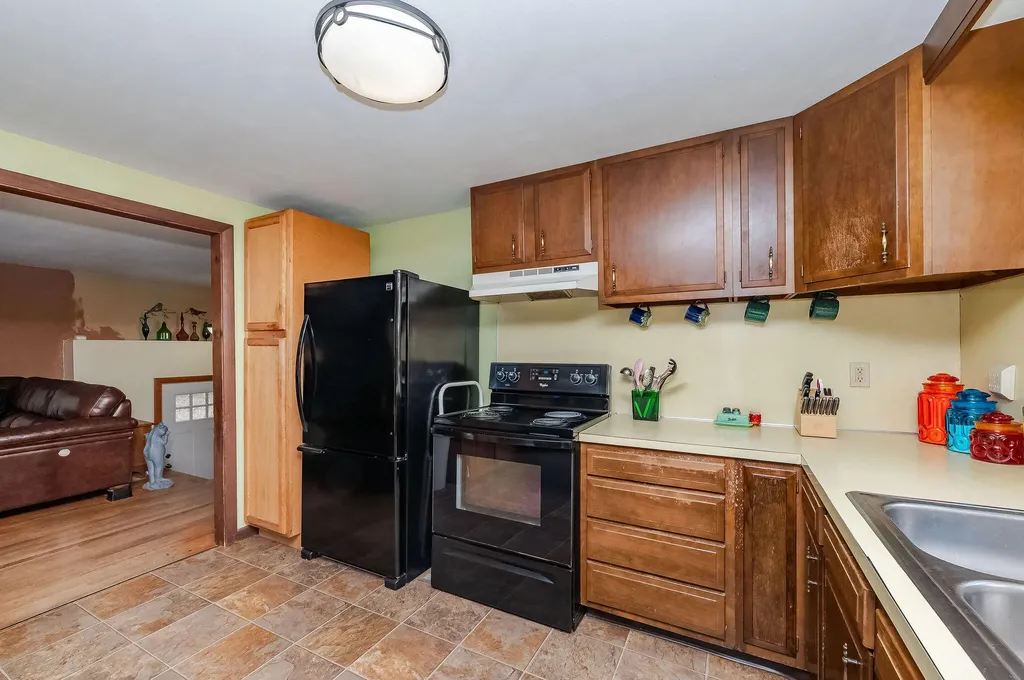 29 Richardson Road Limington ME 04049