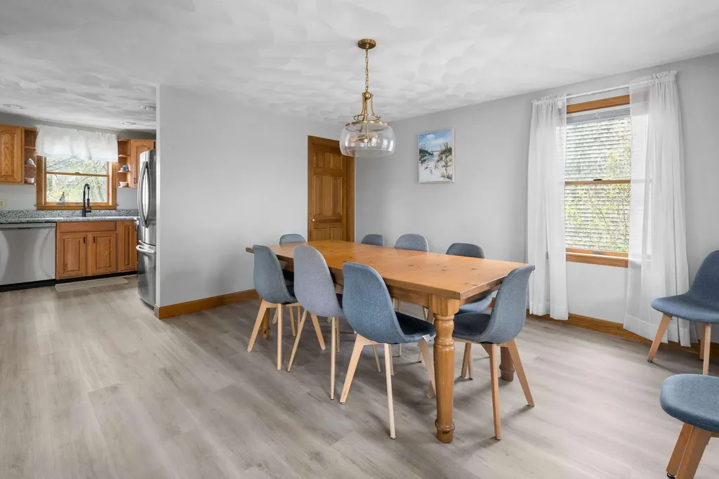 31 Highland Avenue York ME 03909