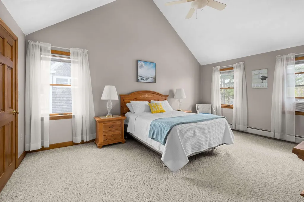 31 Highland Avenue York ME 03909