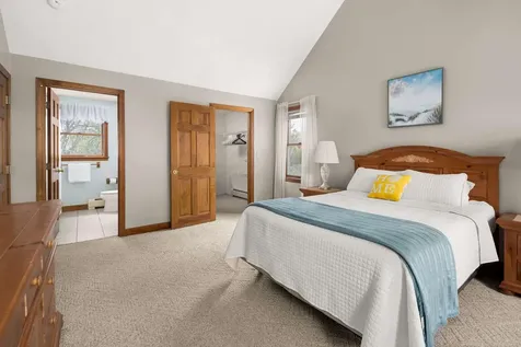 31 Highland Avenue York ME 03909