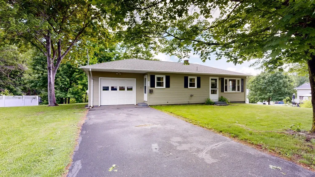 390 Webster Street Lewiston ME 04240