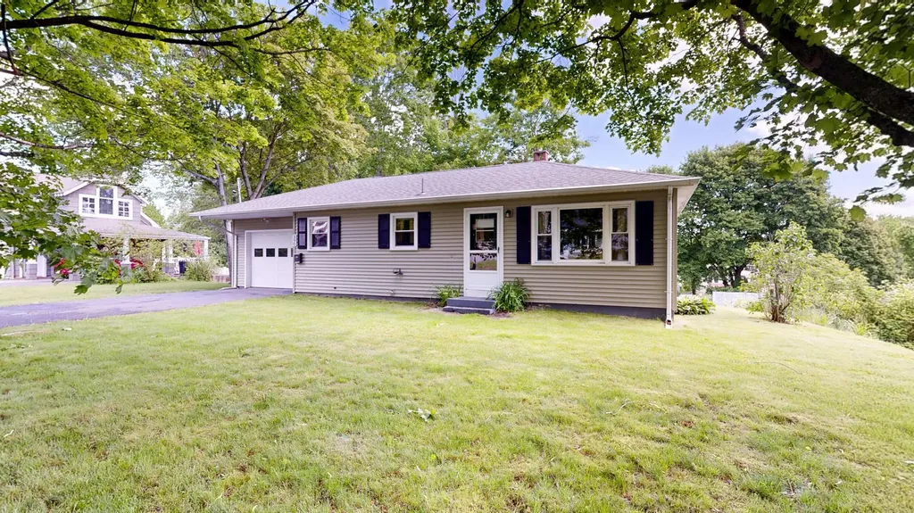 390 Webster Street Lewiston ME 04240