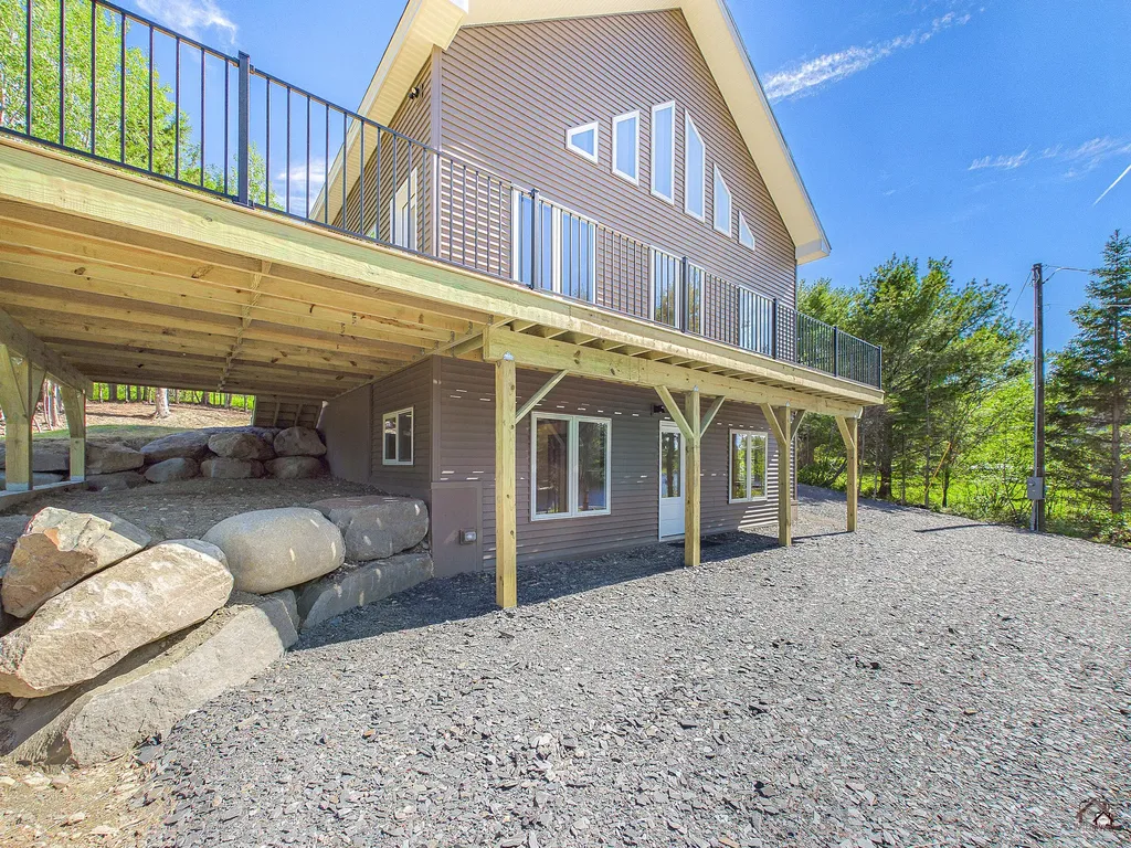4046 Rockwood Road Rockwood T1 R1 Nbkp ME 04478