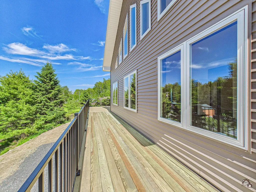 4046 Rockwood Road Rockwood T1 R1 Nbkp ME 04478