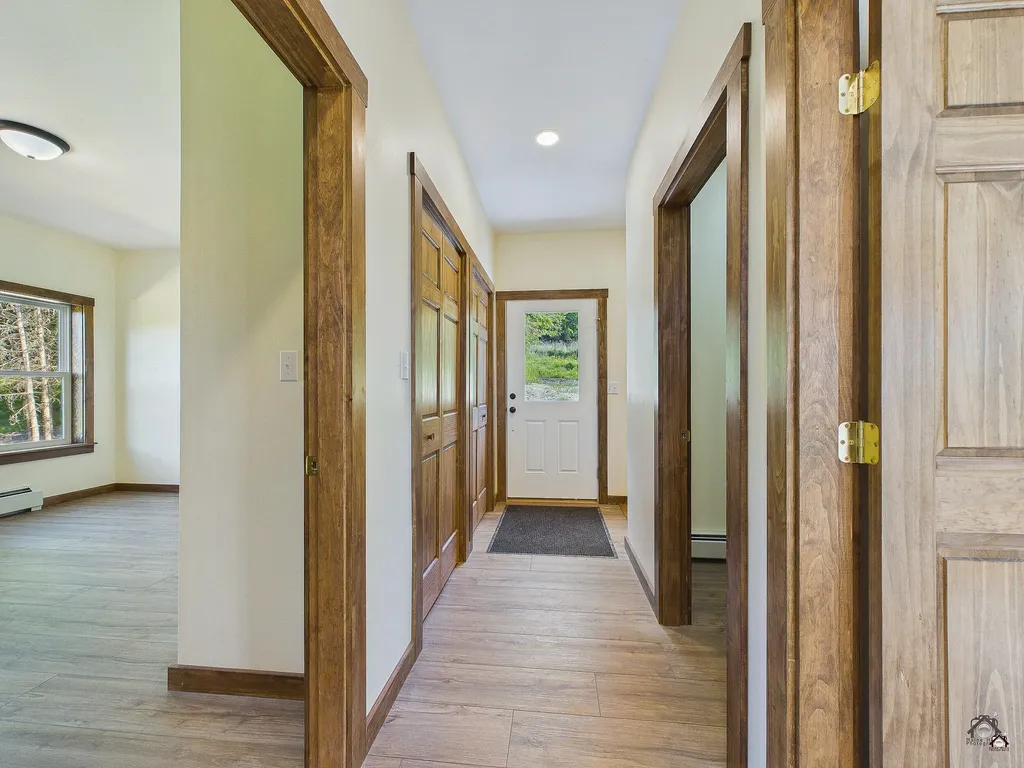 4046 Rockwood Road Rockwood T1 R1 Nbkp ME 04478