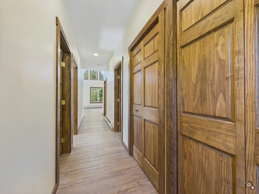 4046 Rockwood Road Rockwood T1 R1 Nbkp ME 04478