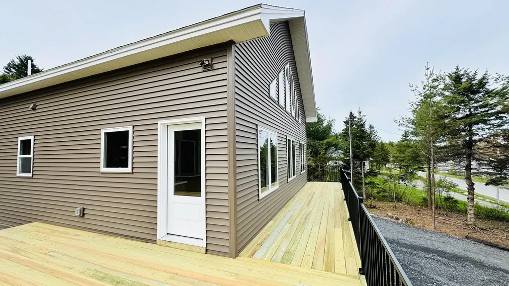 4046 Rockwood Road Rockwood T1 R1 Nbkp ME 04478