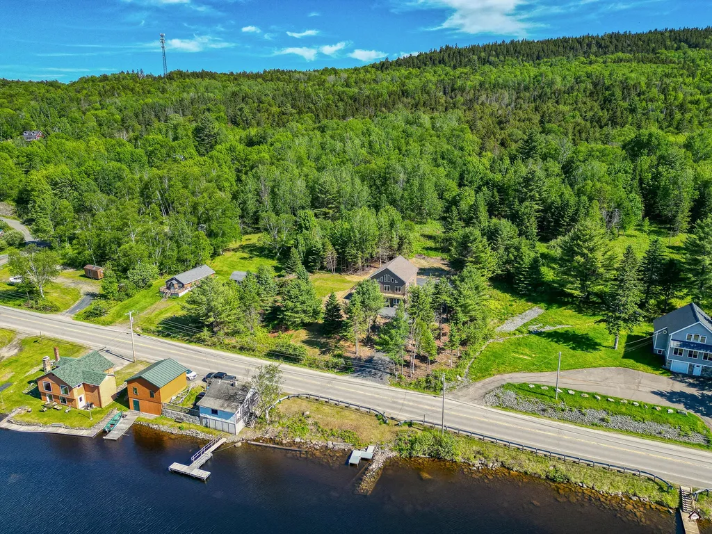 4046 Rockwood Road Rockwood T1 R1 Nbkp ME 04478