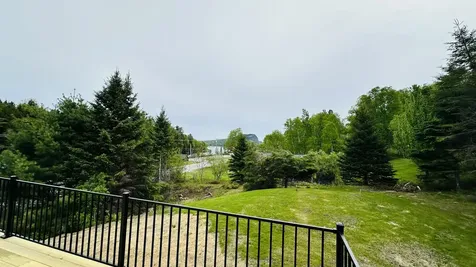 4046 Rockwood Road Rockwood T1 R1 Nbkp ME 04478