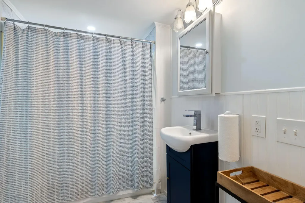10 Varney Street Lebanon ME 04027