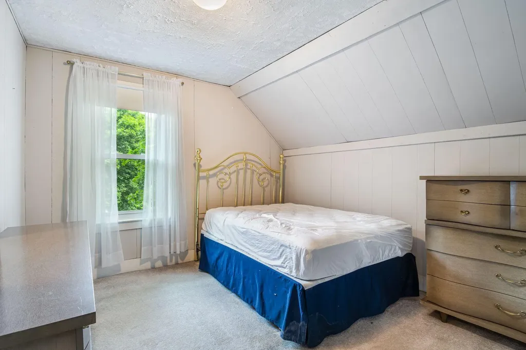 10 Varney Street Lebanon ME 04027