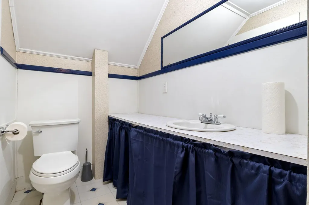 10 Varney Street Lebanon ME 04027