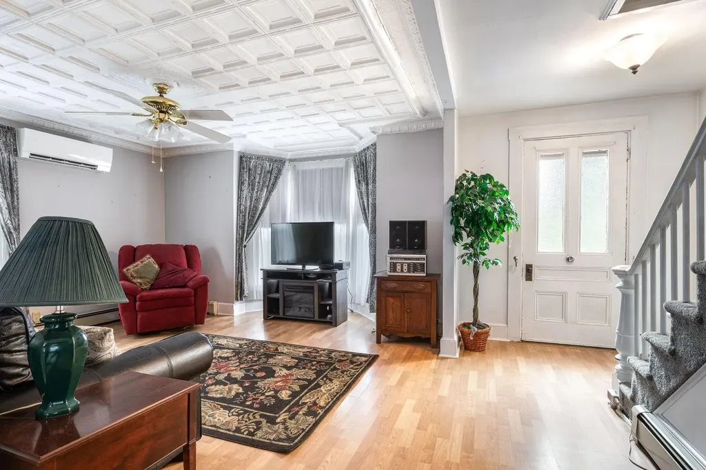 10 Varney Street Lebanon ME 04027
