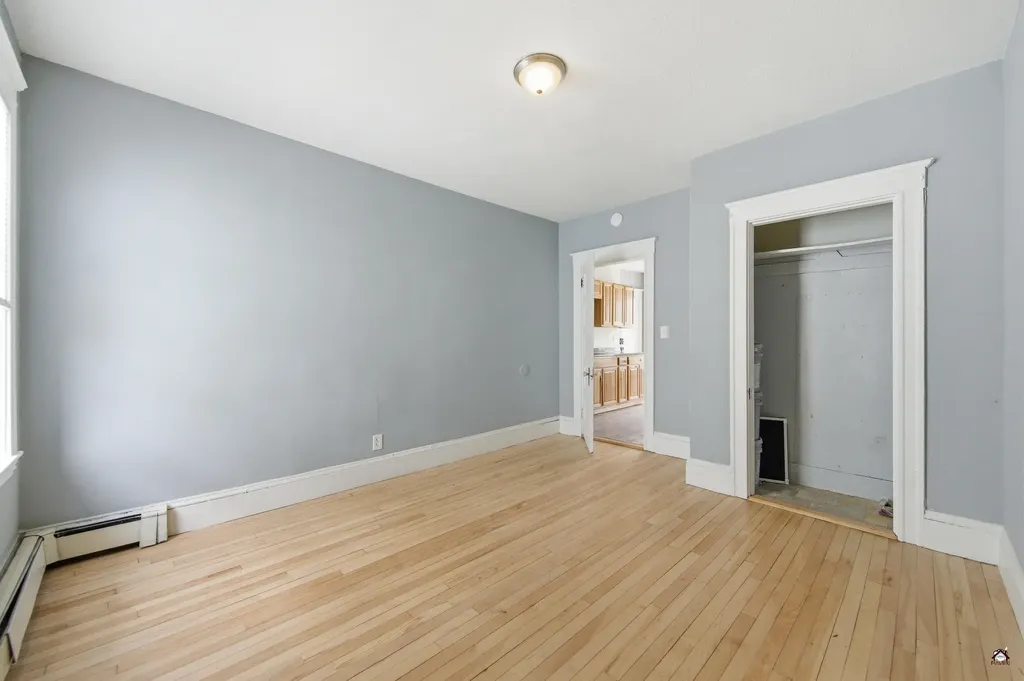 166 Bartlett Street Lewiston ME 04240